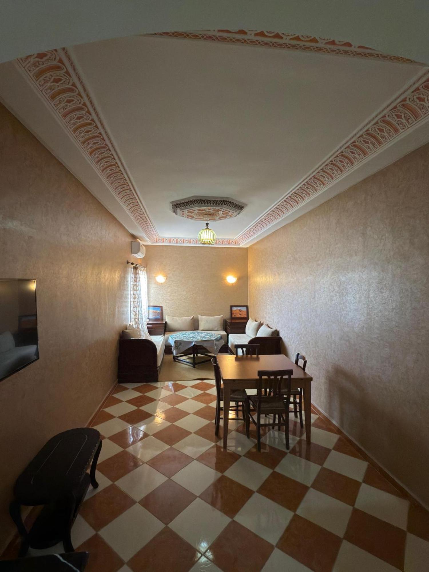 Residence Dikre Ouarzazate Kamer foto